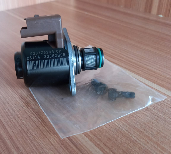 7701206905 Pompa Müşürü Fluence Clio 2 Kangoo 2 Megane 2 1.5 K9K Mazot Pompa Müşürü Kahverengi Soket